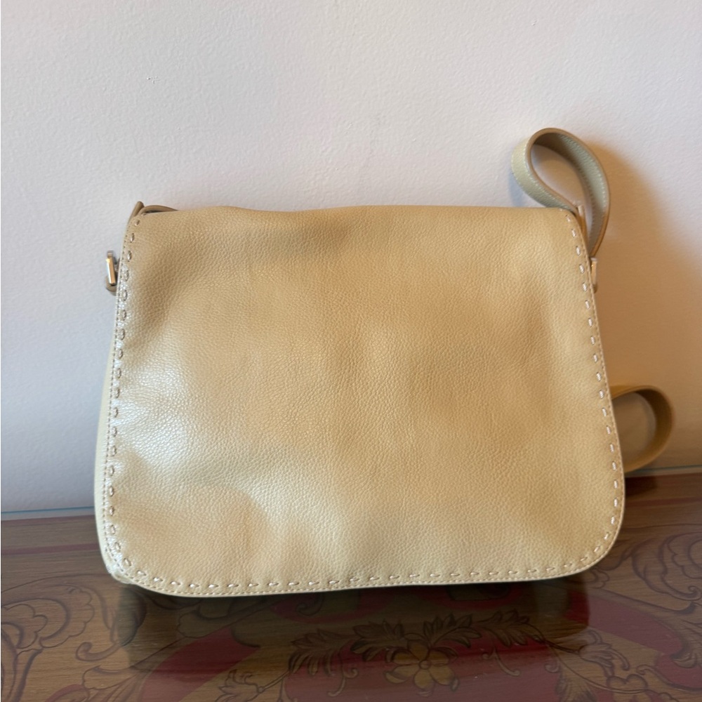 Dramatic Price Drop: Vntg Never Used Multi-Compartment Liz Claiborne Leather Bag